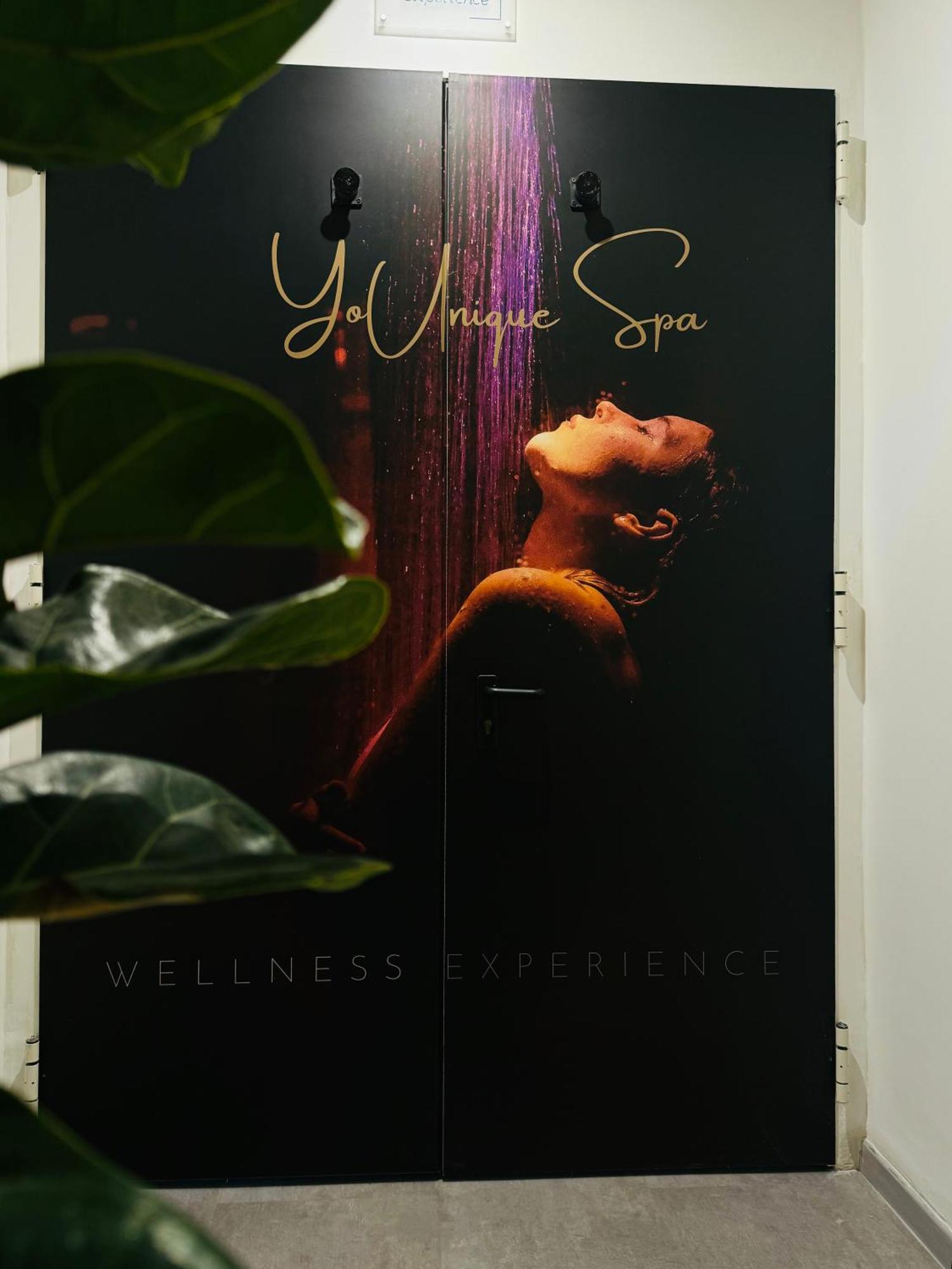 Hotel Butterfly Wellness & Spa Римини Экстерьер фото